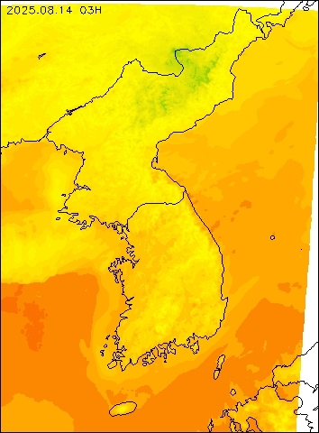 2025-08-14 03 : 00