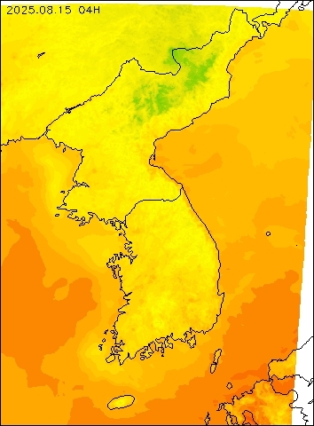 2025-08-15 04 : 00