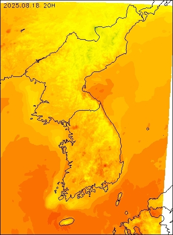 2025-08-18 20 : 00
