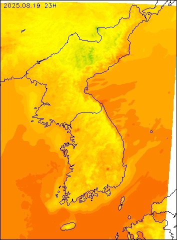 2025-08-19 23 : 00