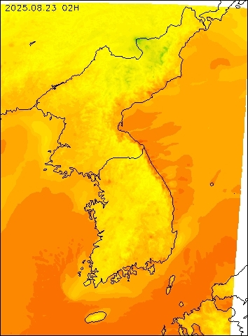 2025-08-23 02 : 00