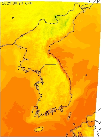 2025-08-23 07 : 00