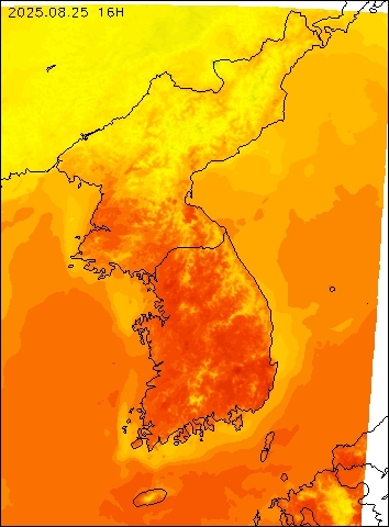 2025-08-25 16 : 00