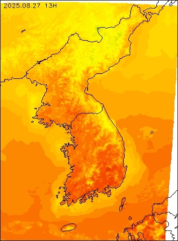 2025-08-27 13 : 00