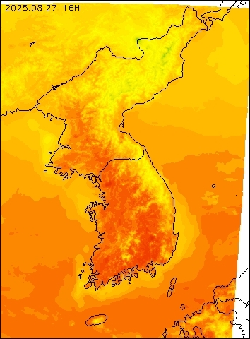 2025-08-27 16 : 00