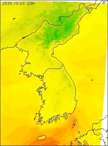 2025-10-03 23 : 00