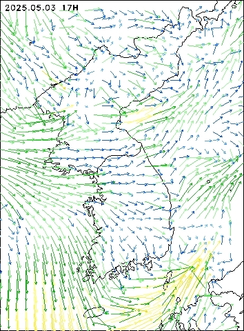 2025-05-03 17 : 00