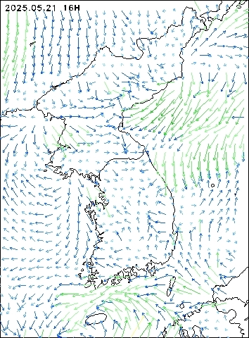 2025-05-21 16 : 00