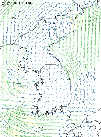 2025-06-13 16 : 00