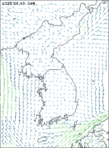 2025-06-15 04 : 00