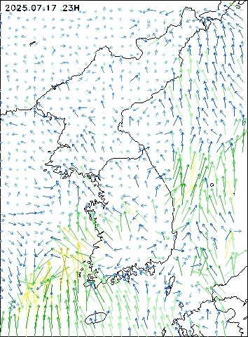 2025-07-17 23 : 00
