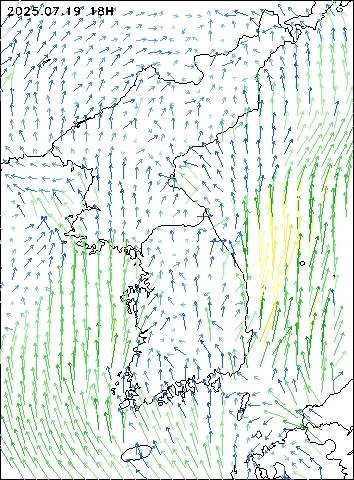 2025-07-19 18 : 00