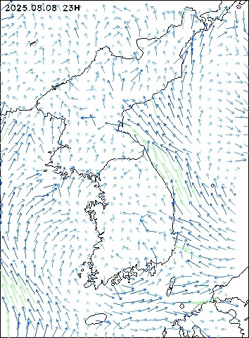2025-08-08 23 : 00