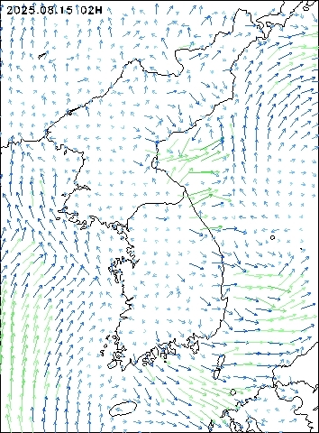2025-08-15 02 : 00