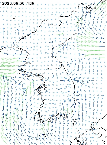 2025-08-30 18 : 00