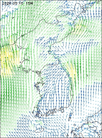 2026-05-10 15 : 00