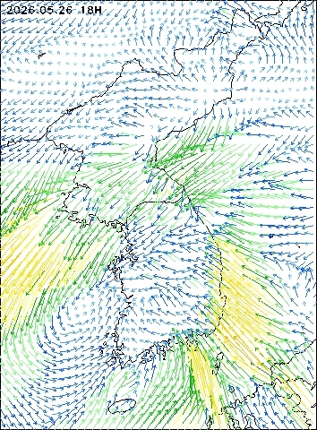 2026-05-26 18 : 00