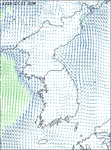 2026-07-03 00 : 00