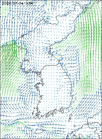 2026-07-04 03 : 00