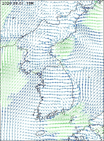 2026-08-01 18 : 00