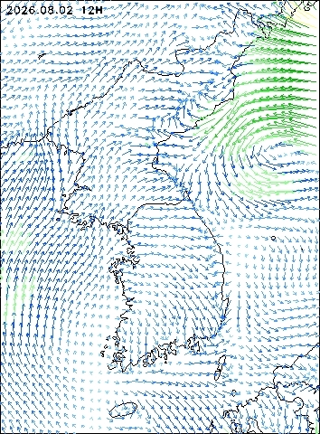 2026-08-02 12 : 00