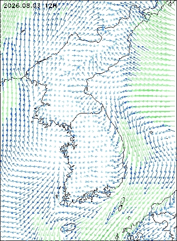 2026-08-03 12 : 00