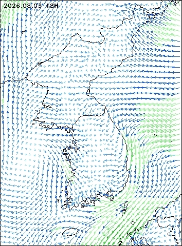 2026-08-03 18 : 00
