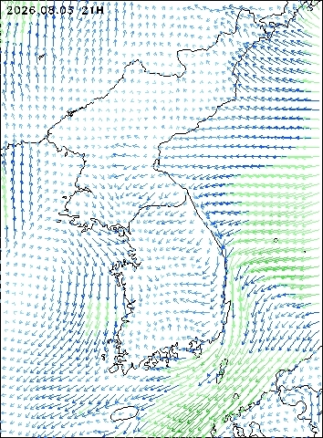 2026-08-03 21 : 00