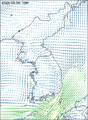 2026-08-05 18 : 00