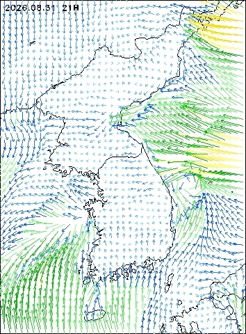 2026-08-31 21 : 00