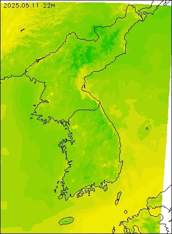 2025-05-11 22 : 00
