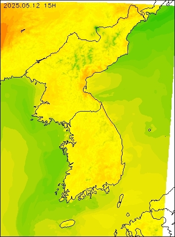 2025-05-12 15 : 00