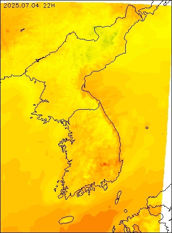 2025-07-04 22 : 00