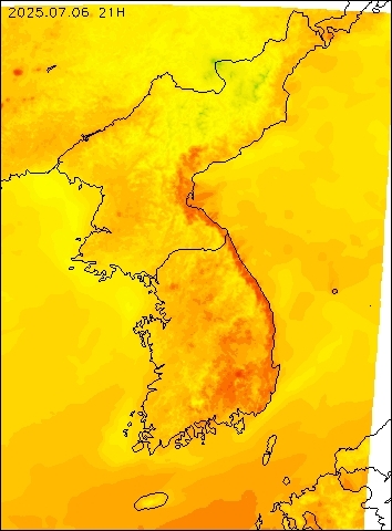 2025-07-06 21 : 00