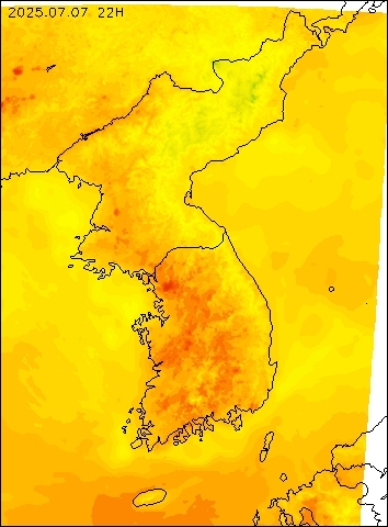 2025-07-07 22 : 00