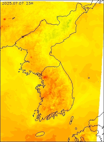 2025-07-07 23 : 00