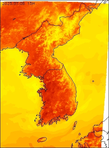 2025-07-08 15 : 00
