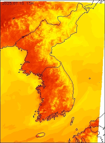2025-07-10 15 : 00