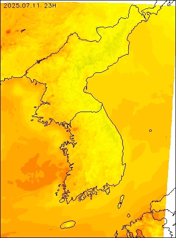 2025-07-11 23 : 00
