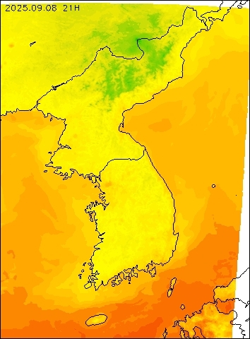 2025-09-08 21 : 00