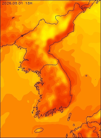 2026-08-01 18 : 00