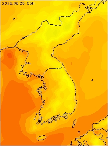 2026-08-06 03 : 00
