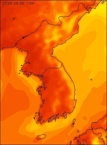 2026-08-06 15 : 00