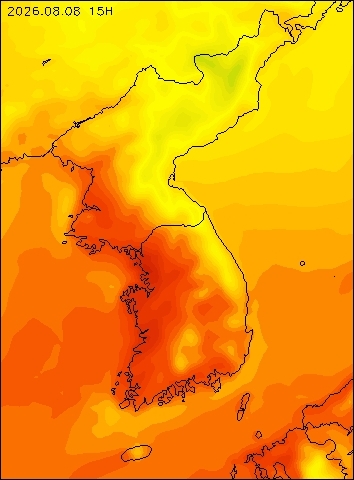 2026-08-08 15 : 00