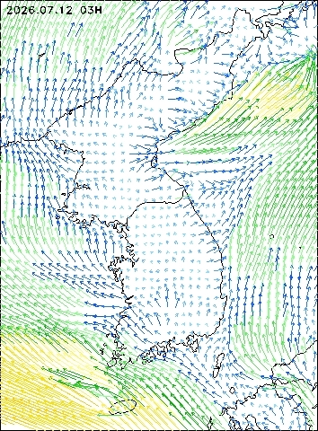 2026-07-12 03 : 00