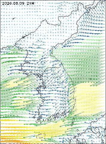 2026-08-09 21 : 00