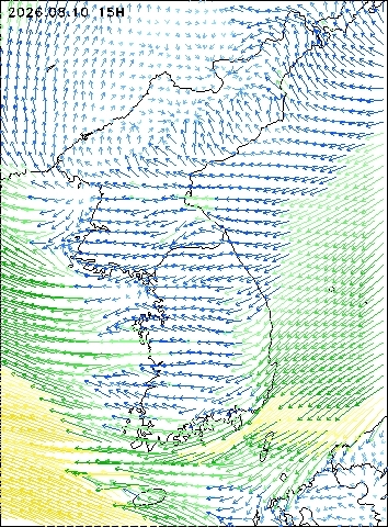 2026-08-10 15 : 00