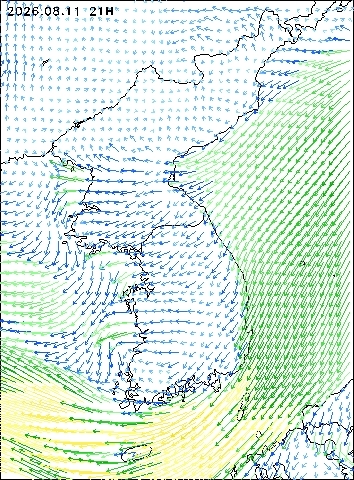 2026-08-11 21 : 00