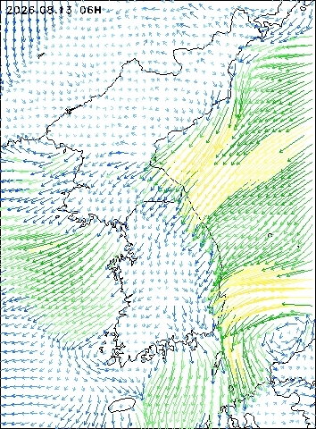 2026-08-13 06 : 00